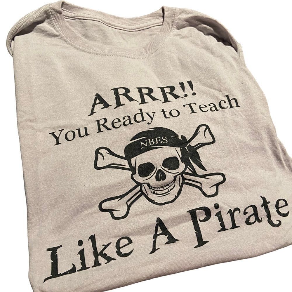 Teaching t shirt new never worn size medium pirate theme